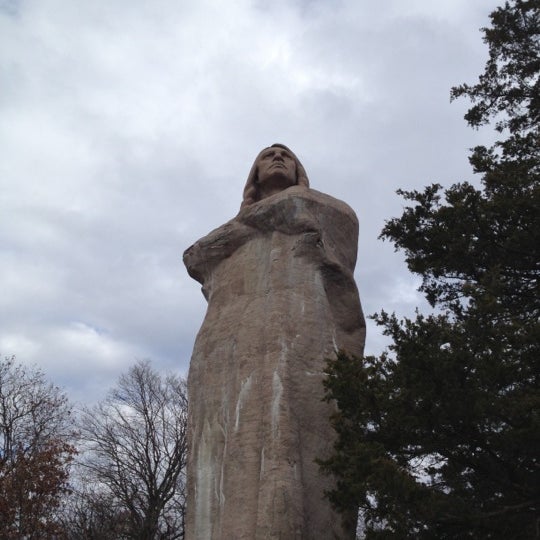 Blackhawk Statue 5 tips from 239 visitors