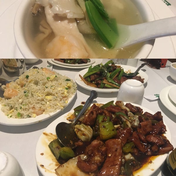 Photo taken at Yang Chow Restaurant by kanpuri on 9/14/2018