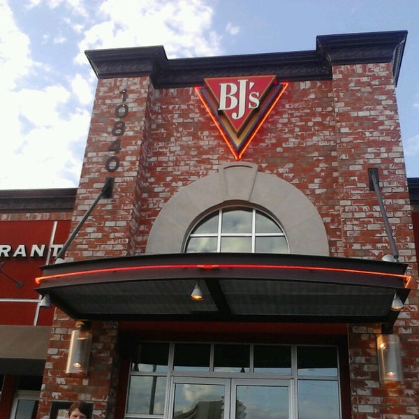 3/31/2013にJulian B.がBJ&#39;s Restaurant &amp; Brewhouseで撮った写真