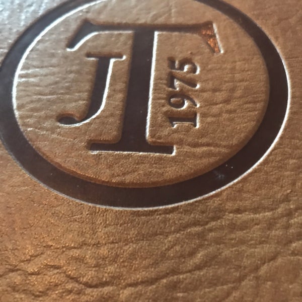 รูปภาพถ่ายที่ Joe Theismann&#39;s Restaurant โดย alaN เมื่อ 3/2/2019