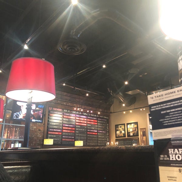 Photo taken at BJ&#39;s Restaurant &amp; Brewhouse by Justin C. on 11/16/2019