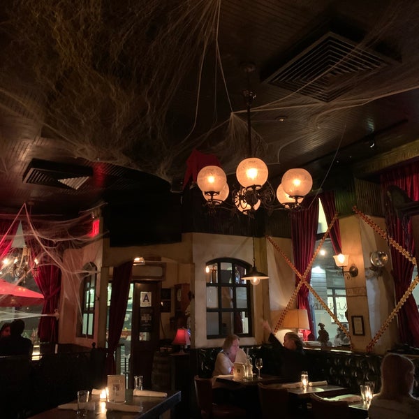 Foto tirada no(a) White Oak Tavern por Jenny L. em 10/14/2021