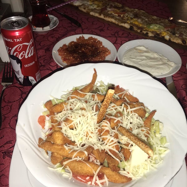 Foto diambil di Sedef Restaurant oleh Tuğçe pada 12/24/2019