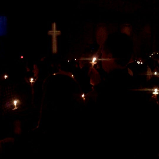 Foto tomada en Traders Point Christian Church Northwest  por Kristen S. el 12/24/2012