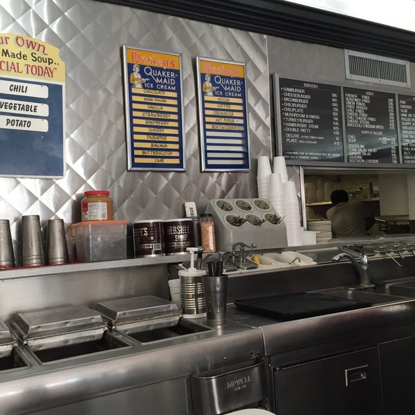 Red Knapps Dairy Bar Dessert Shop in Rochester