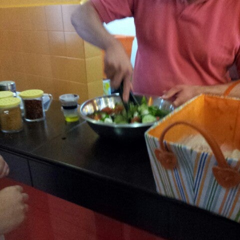 11/5/2013にFbnがDay Light Saladsで撮った写真