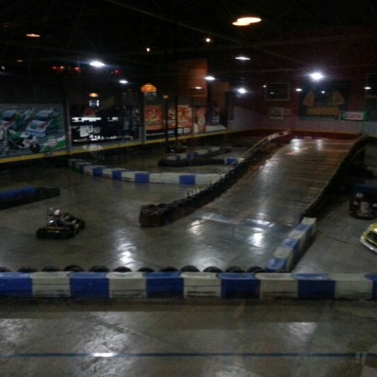 Foto tirada no(a) Formula Kart Indoor por Esteban B. em 11/26/2012