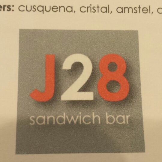 รูปภาพถ่ายที่ J28 sandwich bar โดย Bryan L. เมื่อ 9/11/2014