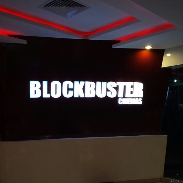 Блокбастер кинотеатр. Blockbusters. Блокбастер кинотеатр. Blockbuster автомат. Блокбастер фильм.