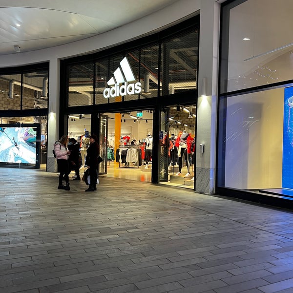 Adidas Outlet Store - - 0 tips