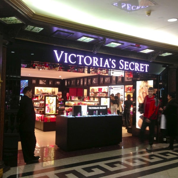 Самый Большой Магазин Виктория В Москве