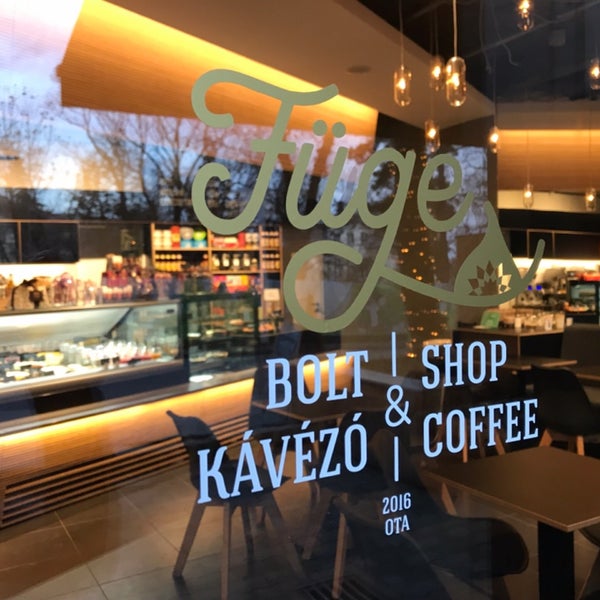 Foto tomada en Füge tiendas &amp; cafeterías  por Annamária M. el 1/15/2019