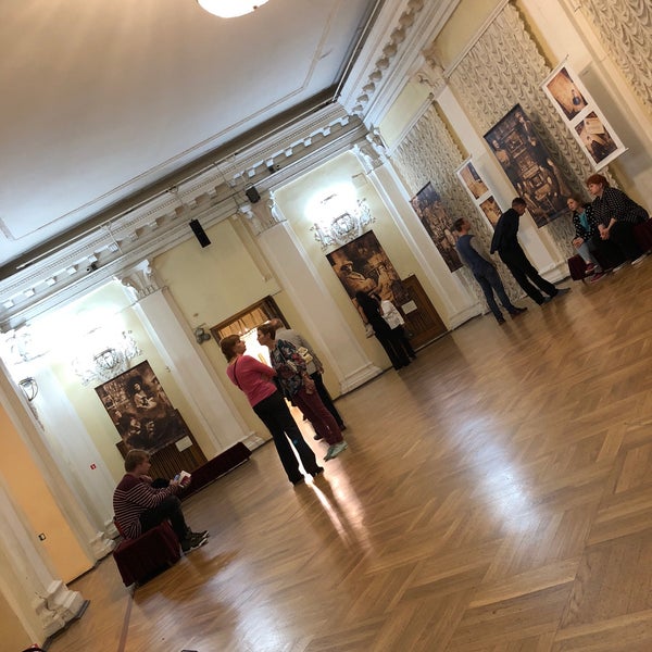 Das Foto wurde bei Драматический театр «На Литейном» von Лариса Б. am 8/28/2018 aufgenommen