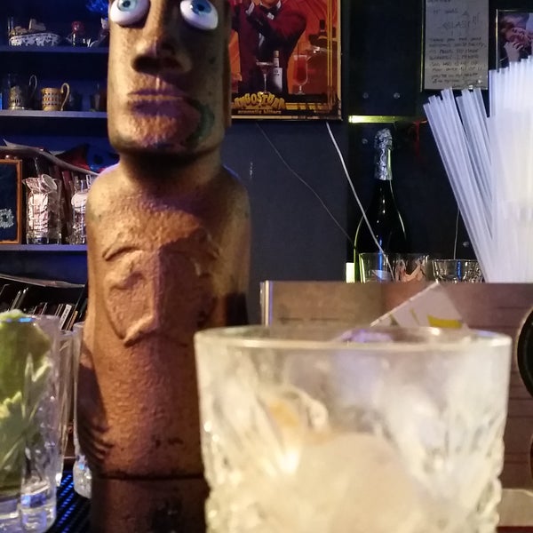 11/5/2016에 Ksusha B.님이 ReLab Cocktail Bar에서 찍은 사진