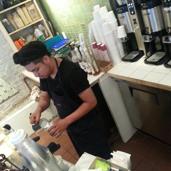 6/23/2014にDanny S.がIconic Caféで撮った写真