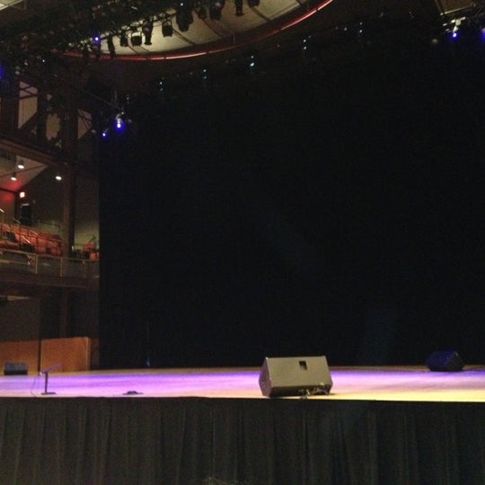 10/18/2012にImani M.がTemple Performing Arts Centerで撮った写真