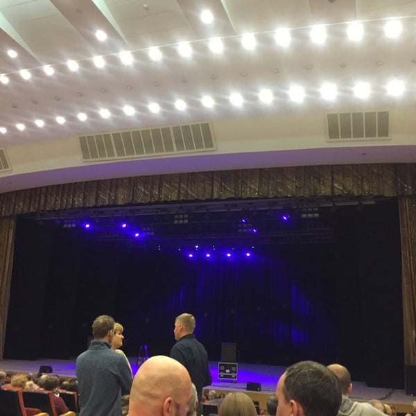 Творческий вечер Ренаты Литвиновой, г. Екатеринбург, ККТ "Космос"