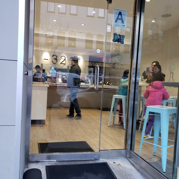 Foto diambil di -321° Ice Cream Shop oleh BC . pada 12/23/2018