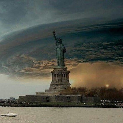 Photo taken at Frankenstorm Apocalypse - Hurricane Sandy by FLOSSY C. on 10/29/2012