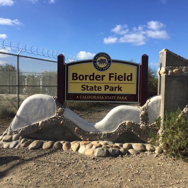 State border. Штат канзас природа. Field state. Штат канзас. Бордер сан диего фото.