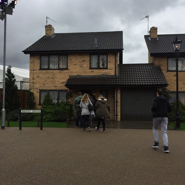 Photo taken at 4 Privet Drive by Mariana C. on 3/20/2017