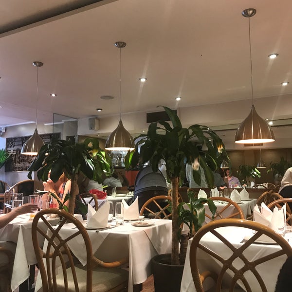 Photo taken at Haandi Knightsbridge by Ibrahim on 7/17/2018