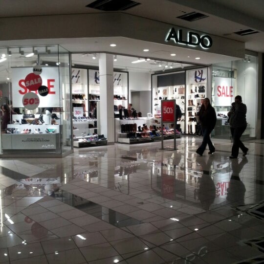 Aldo Shoe Store In Surrey