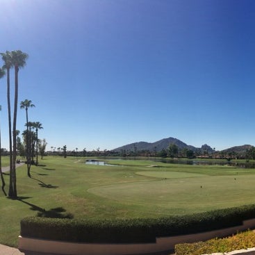 รูปภาพถ่ายที่ McCormick Ranch Golf Club โดย Geoffrey L. เมื่อ 10/1/2014