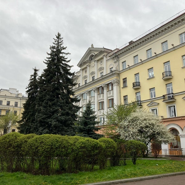 независимости 9