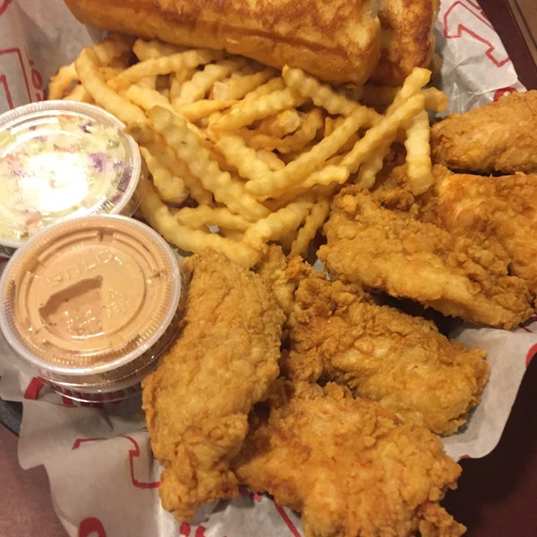 Photo taken at Raising Cane&#39;s Chicken Fingers by Ahmed . on 10/2/2016