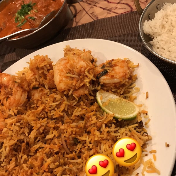 รูปภาพถ่ายที่ Chutneys Indian Cuisine โดย Ahmed . เมื่อ 2/9/2017