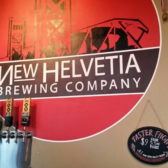 รูปภาพถ่ายที่ New Helvetia Brewing Co. โดย Liz J. เมื่อ 7/15/2016