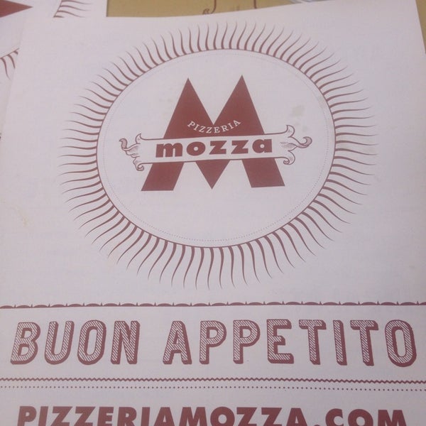 รูปภาพถ่ายที่ Pizzeria Mozza at The Headquarters โดย Scott เมื่อ 3/29/2014