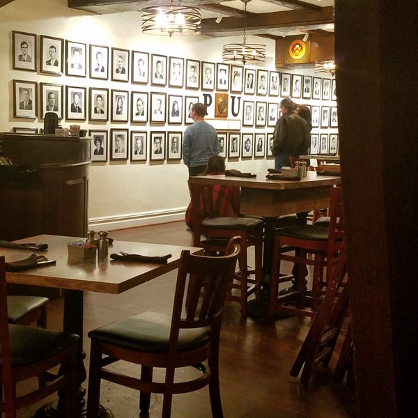 11/11/2018 tarihinde Dan K.ziyaretçi tarafından The Yankee Doodle Tap Room'de çekilen fotoğraf