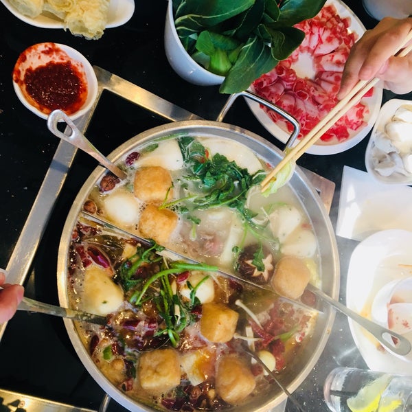 Photo taken at Happy Lamb Hot Pot, Falls Church 快乐小羊 by Mary T. on 5/12/2018
