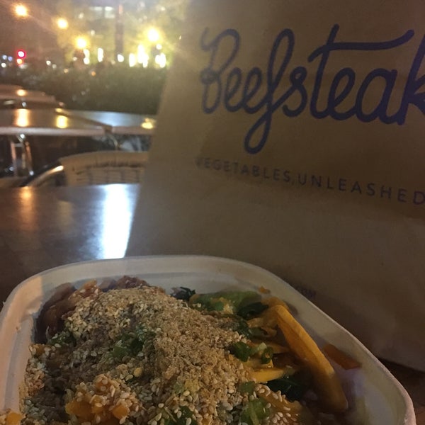 Photo taken at Beefsteak by Mary T. on 8/29/2017