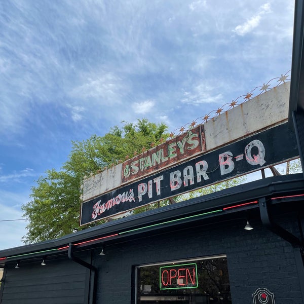 Photo taken at Stanley&#39;s Famous Pit Barbecue by Charles W. on 4/19/2021