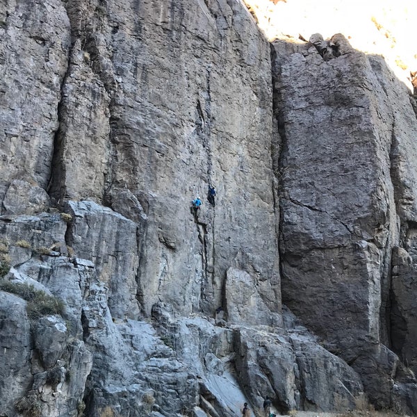Owens River Climbing Area 1 tip