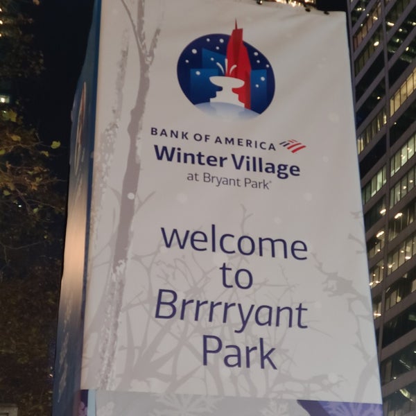 Photo taken at Bank of America Winter Village at Bryant Park by Deborah S. on 12/21/2022