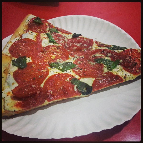Photo taken at Famous Amadeus Pizza by Kelvin L. on 6/14/2013