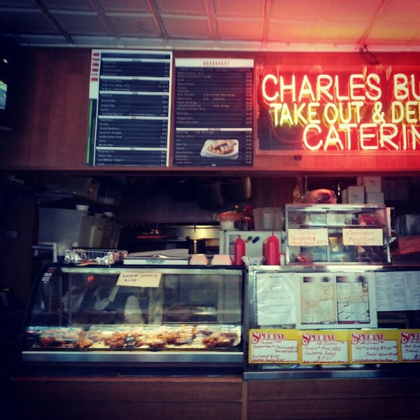 Photo taken at Charles&#39; Country Pan Fried Chicken by Claire W. on 11/25/2012