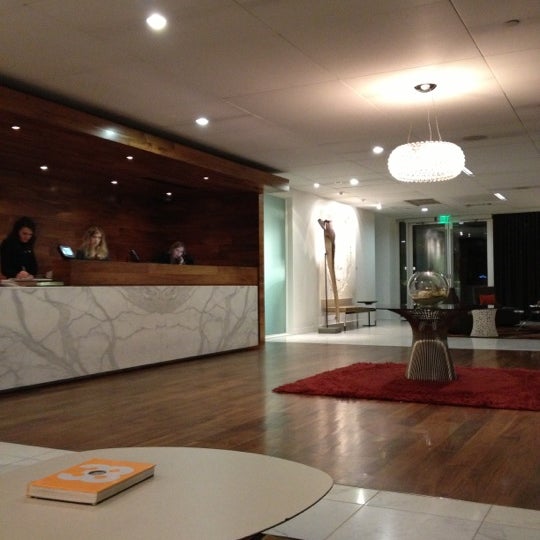 12/12/2012 tarihinde Donna N.ziyaretçi tarafından Hotel Modera'de çekilen fotoğraf