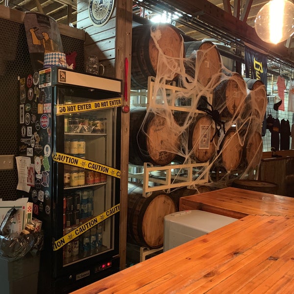 Photo taken at BuckleDown Brewing by Brian B. on 10/21/2018