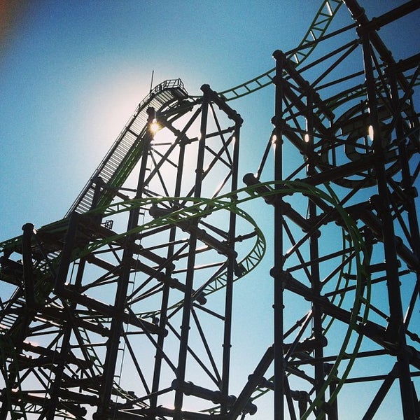 6/24/2013 tarihinde John H.ziyaretçi tarafından Green Lantern Coaster'de çekilen fotoğraf