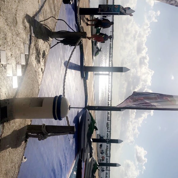 10/21/2018 tarihinde Abeer A.ziyaretçi tarafından Aquaworld Marina'de çekilen fotoğraf