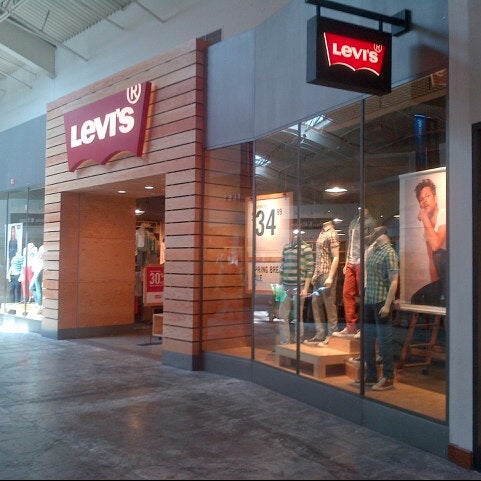 do levi's run small