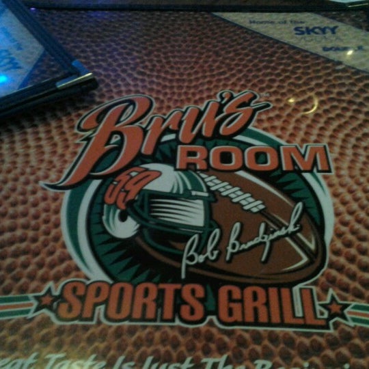 Photo taken at Bru&#39;s Room Sports Grill - Coconut Creek by Pedro M. on 11/3/2012