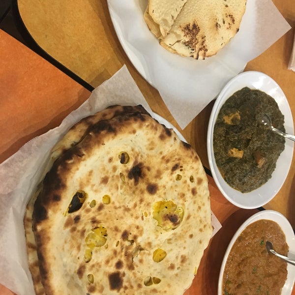 Foto tomada en Pakwan Indian Restaurant  por Jyoti S. el 9/14/2018