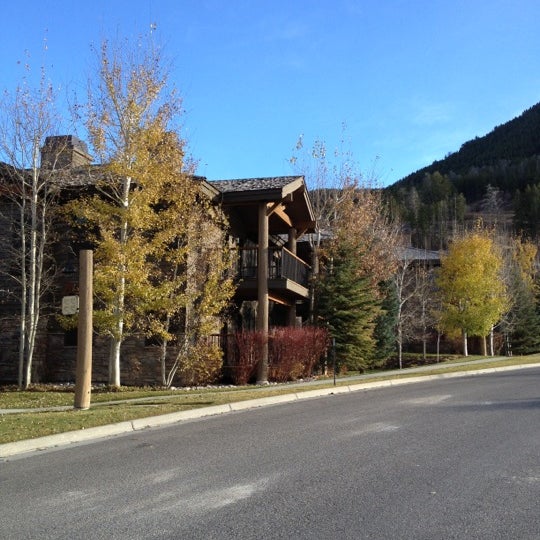 Photo taken at Snow King Ski Area and Mountain Resort by Maksim on 10/31/2012