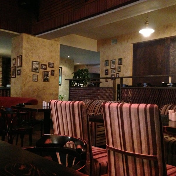 Стейкс. Стейкс ленинградское шоссе. Стейкс ресторан речной вокзал. Стейкс ресторан ленинградское. Стейкс речной вокзал.